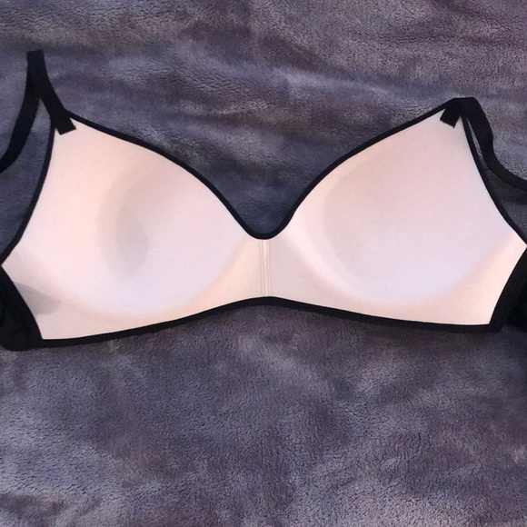 Wireless Multiway Smooth Tshirt Bra - Picture 3 of 6